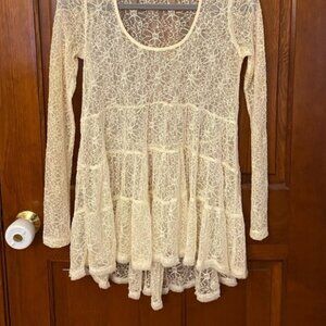 Cream Lace Tiered Ruffle Long Sleeve Blouse